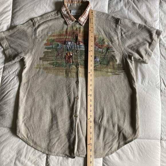 Vtg Casey & Max Safari Animal Embroidered Button Up Shirt Womens L Beige Africa - Picture 12 of 12